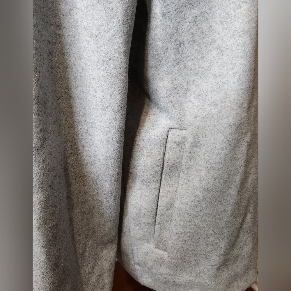 Banana Republic Women's Brushed Gray Double-Breasted Jacket. Suze Small - Picture 4 of 9